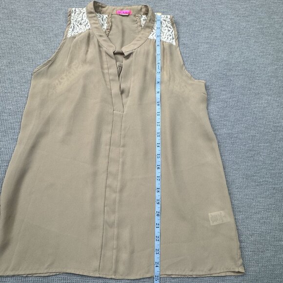 Not Forever Semi-Sheer Beige Lace Accent Sleeveless Blouse Lightweight Size M - Picture 10 of 12